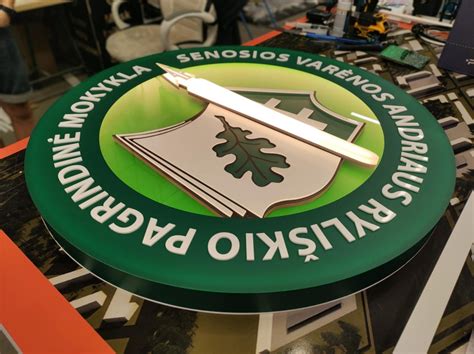 Logotipas CVP IS