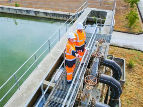 Wastewater treatment plant professional maintenance