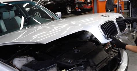 BMW E46 oro srauto matuoklės vieta