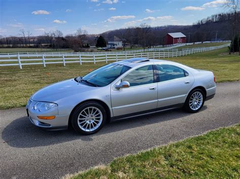 Chrysler 300M variklio skyrius