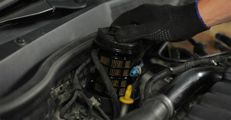 Opel Zafira B salono filtro korpusas su senu filtru