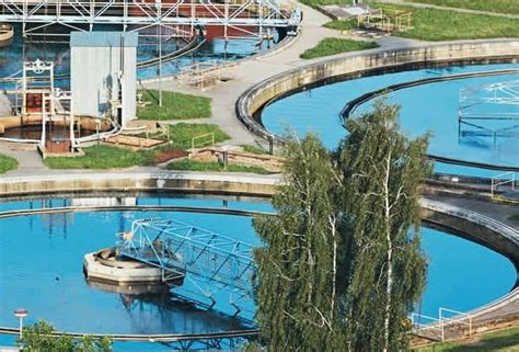 Istorinis vandens valymo įrenginių paveikslas