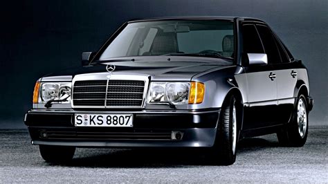 Mercedes-Benz W124 E-Klasės automobilis