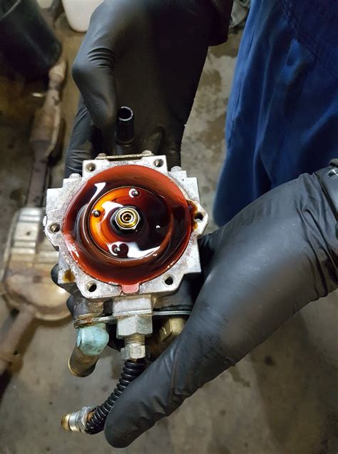 BRC dujų reduktoriaus schema su pažymėtu filtru ir membrana