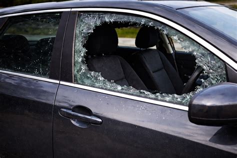 Vagysčių iš automobilių schematinis vaizdavimas